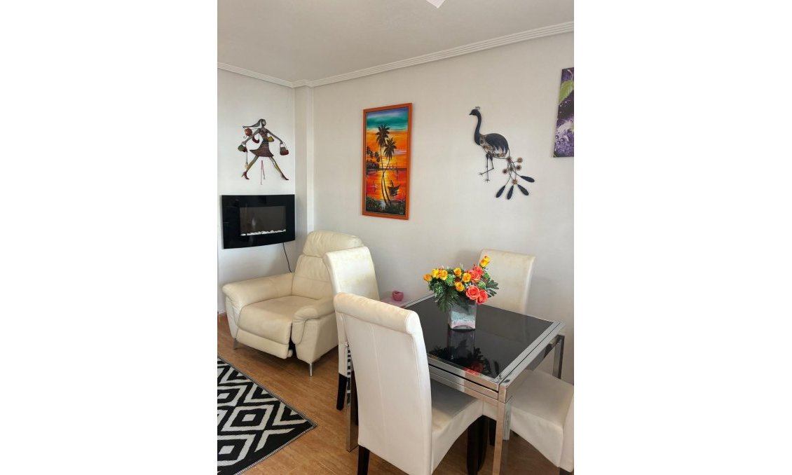 Resale - Bungalow -
Orihuela Costa - Los Almendros-la Florida