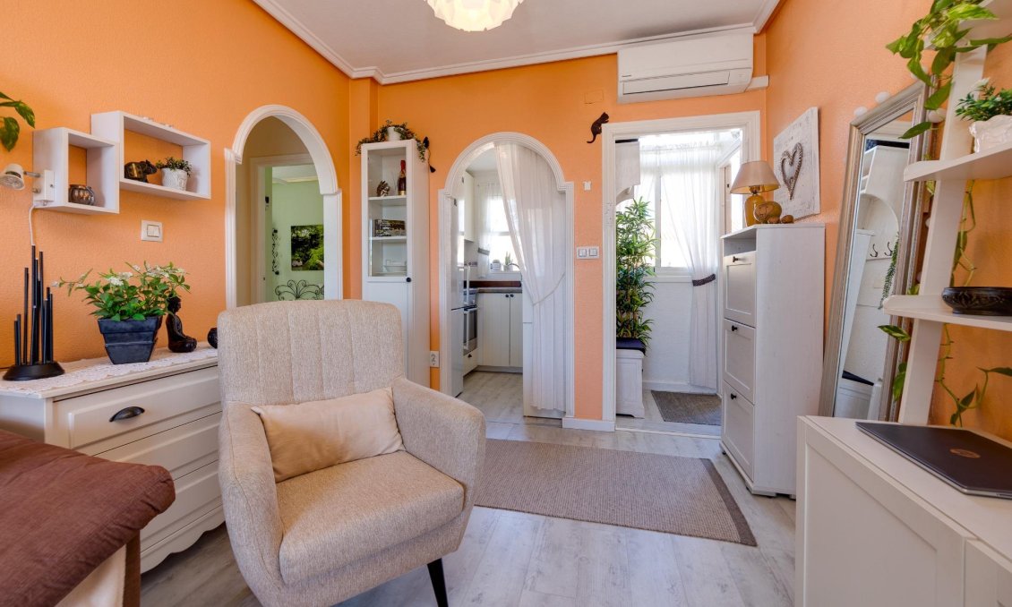 Segunda mano - Bungalow -
Torrevieja - El Molino