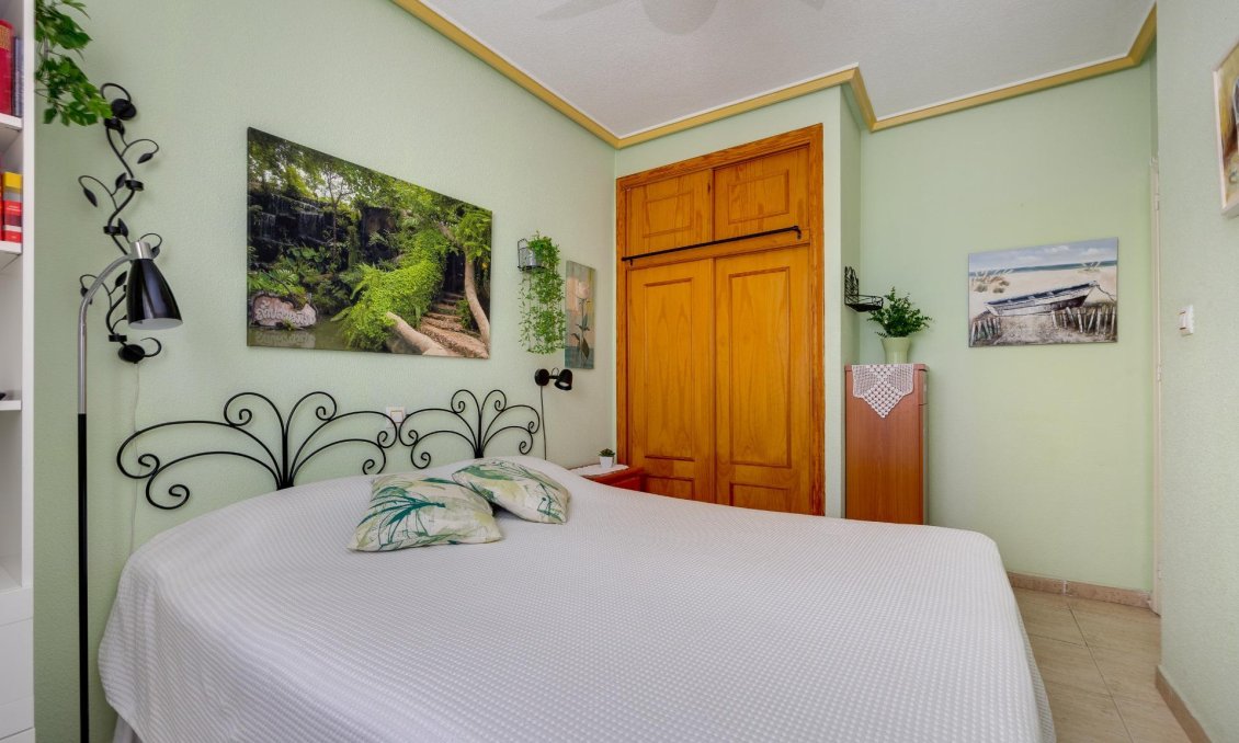 Segunda mano - Bungalow -
Torrevieja - El Molino