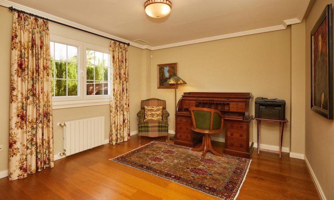 Resale - Villa -
Rojales - Inland