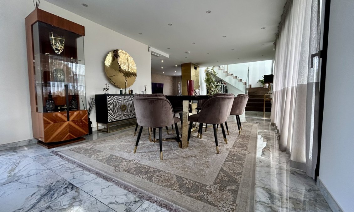 Resale - Villa -
Los Balcones - Costa Blanca