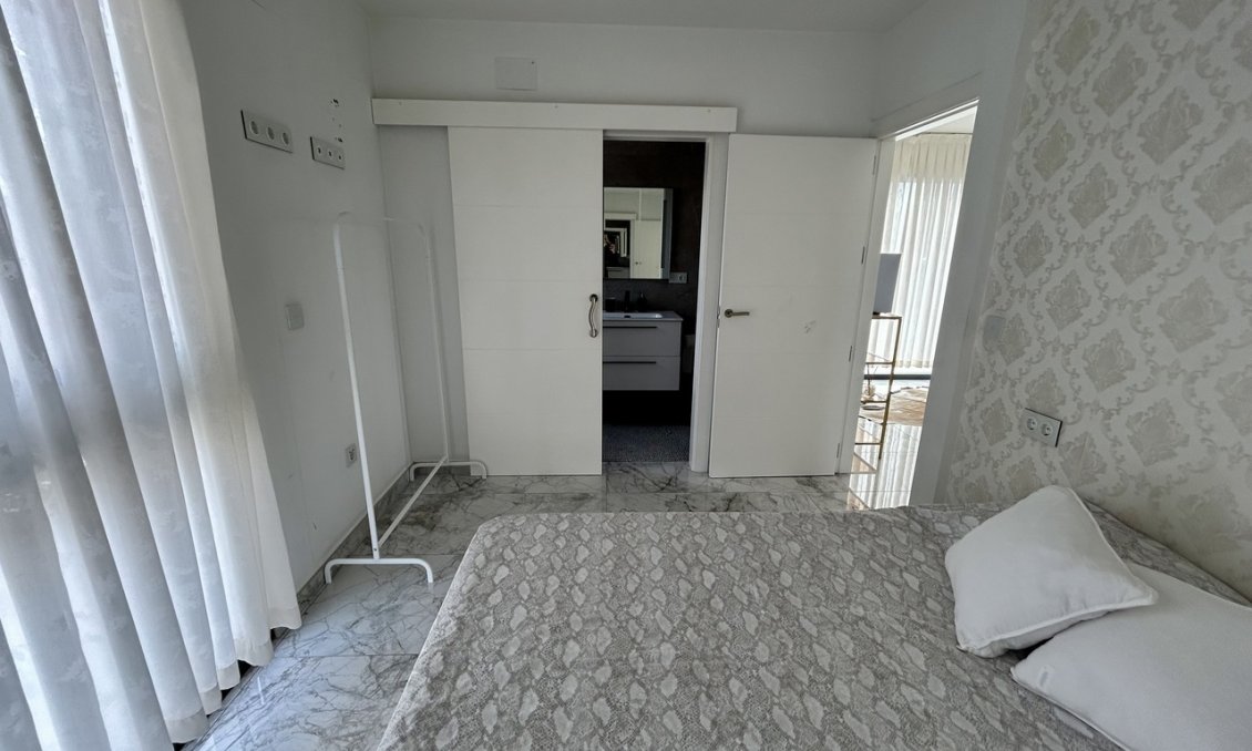 Resale - Villa -
Los Balcones - Costa Blanca