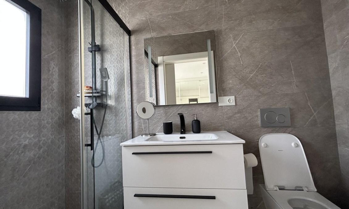 Resale - Villa -
Los Balcones - Costa Blanca