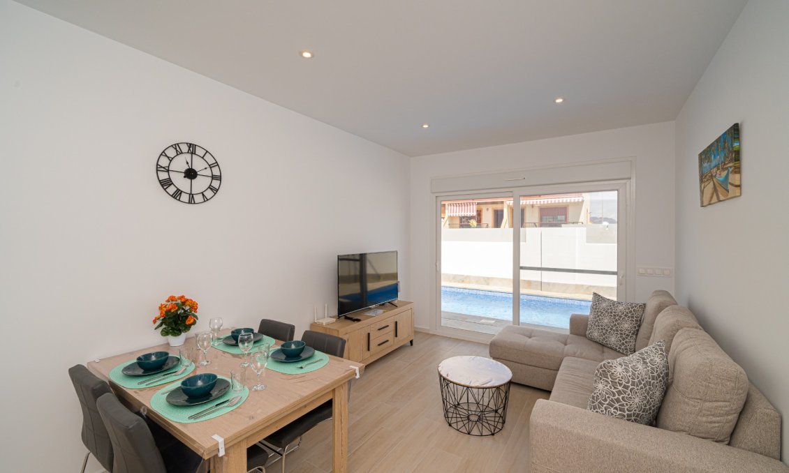 Resale - Villa -
Avileses - Inland