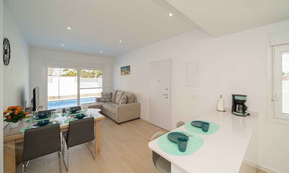 Resale - Villa -
Avileses - Inland