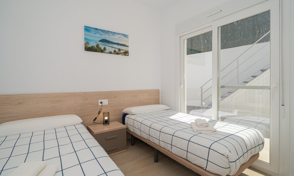 Resale - Villa -
Avileses - Inland