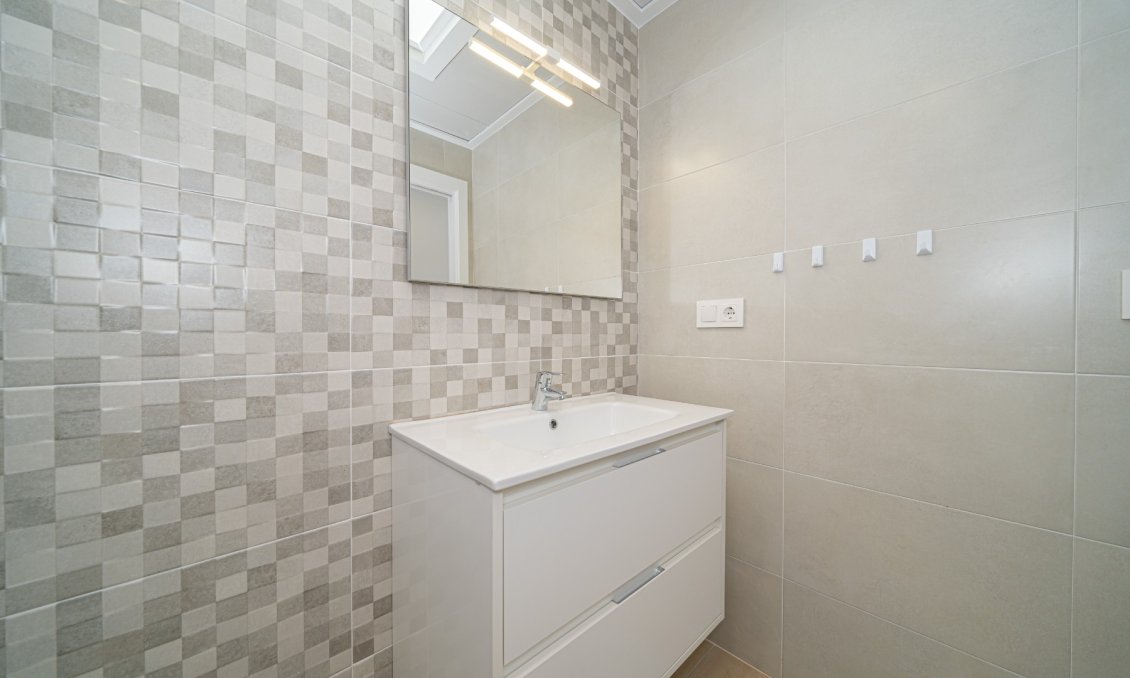 Resale - Villa -
Avileses - Inland