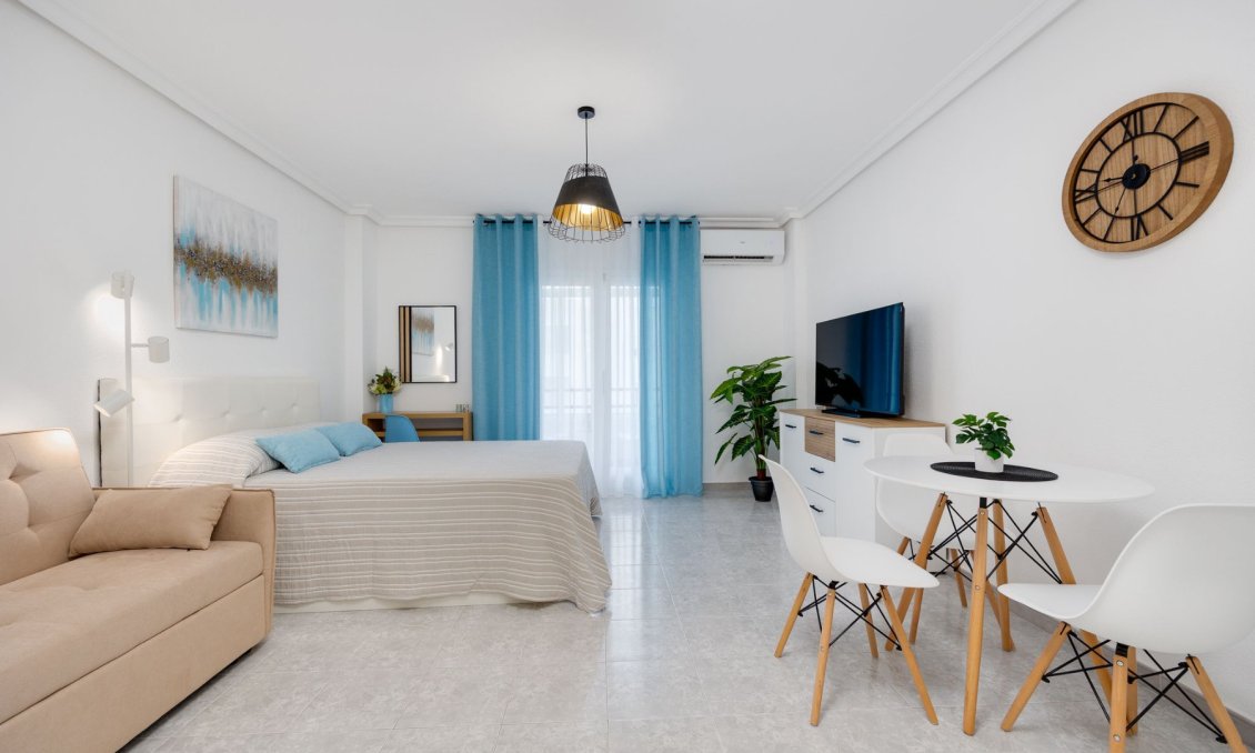 Használt Ingatlanok - Apartman -
Torrevieja - Costa Blanca