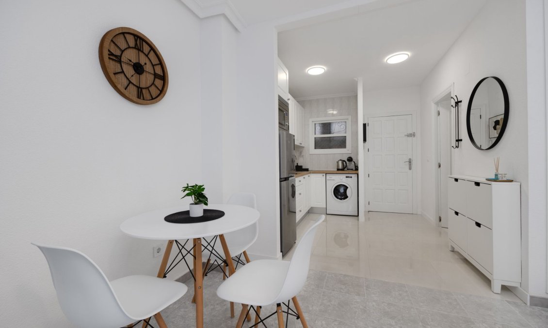 Használt Ingatlanok - Apartman -
Torrevieja - Costa Blanca