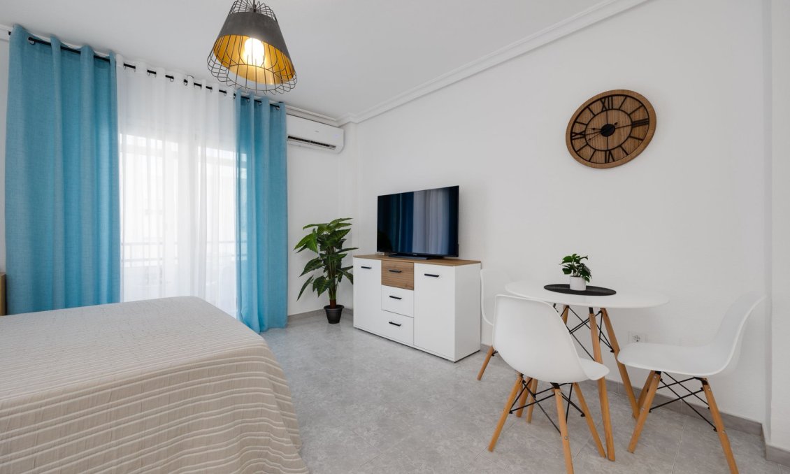 Használt Ingatlanok - Apartman -
Torrevieja - Costa Blanca