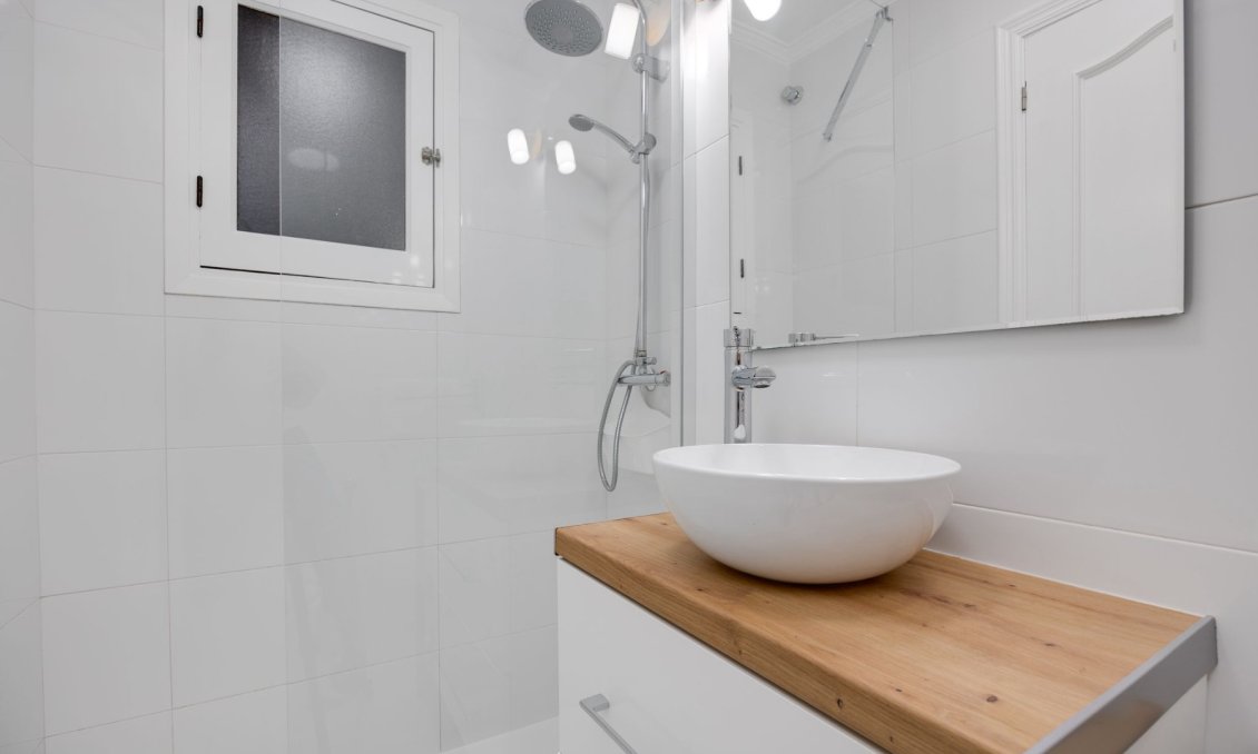 Használt Ingatlanok - Apartman -
Torrevieja - Costa Blanca