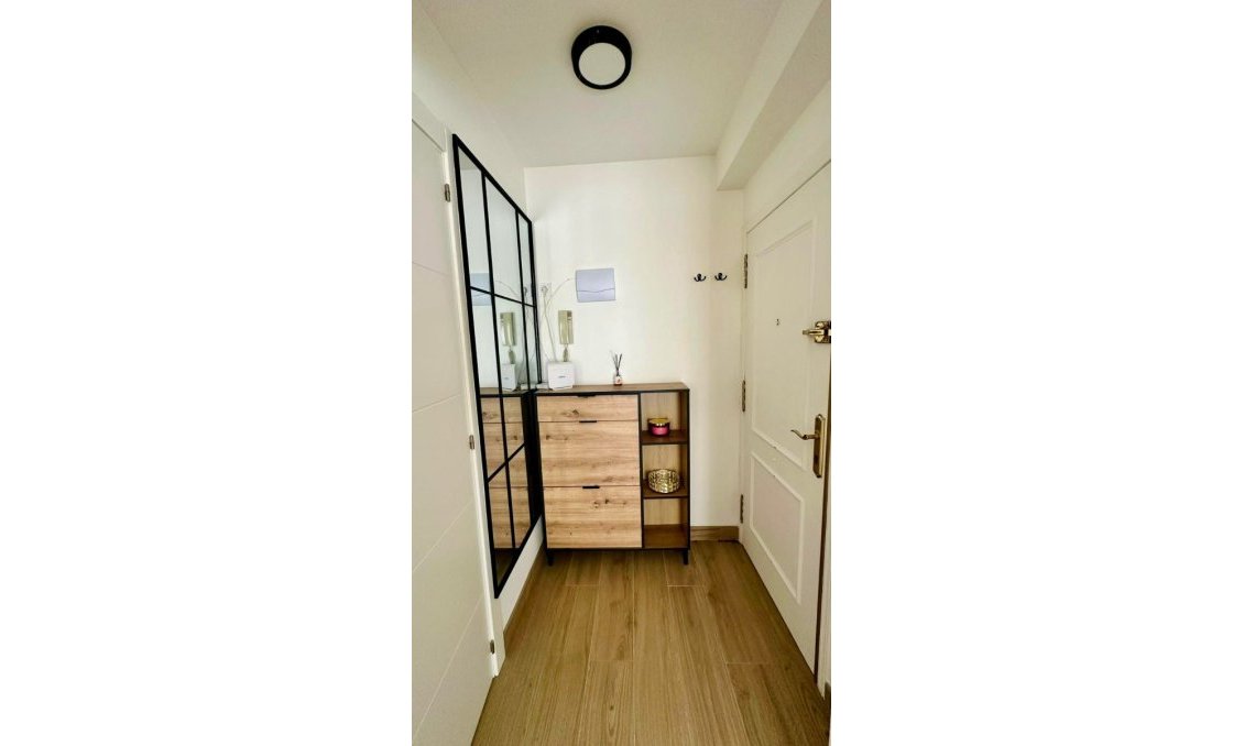 Használt Ingatlanok - Apartman -
Torrevieja - Costa Blanca