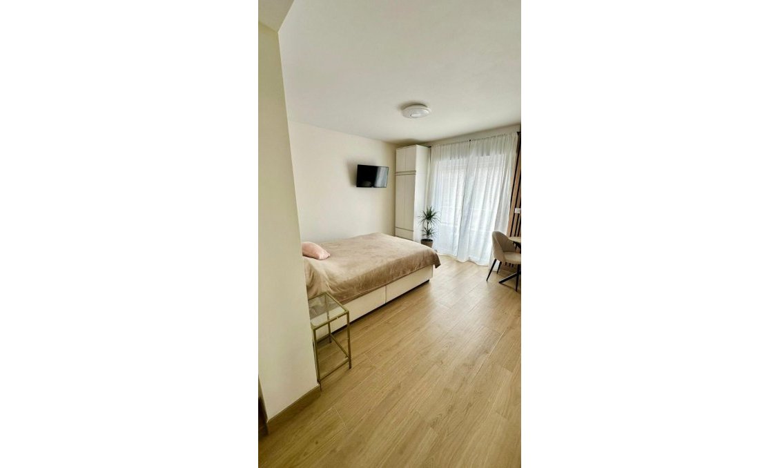 Használt Ingatlanok - Apartman -
Torrevieja - Costa Blanca