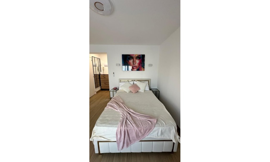 Használt Ingatlanok - Apartman -
Torrevieja - Costa Blanca