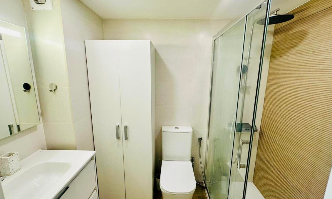 Használt Ingatlanok - Apartman -
Torrevieja - Costa Blanca