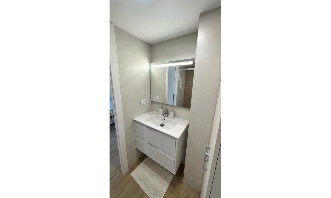 Használt Ingatlanok - Apartman -
Torrevieja - Costa Blanca