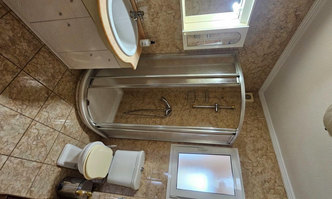 Resale - Villa -
Torrevieja - El Chaparral