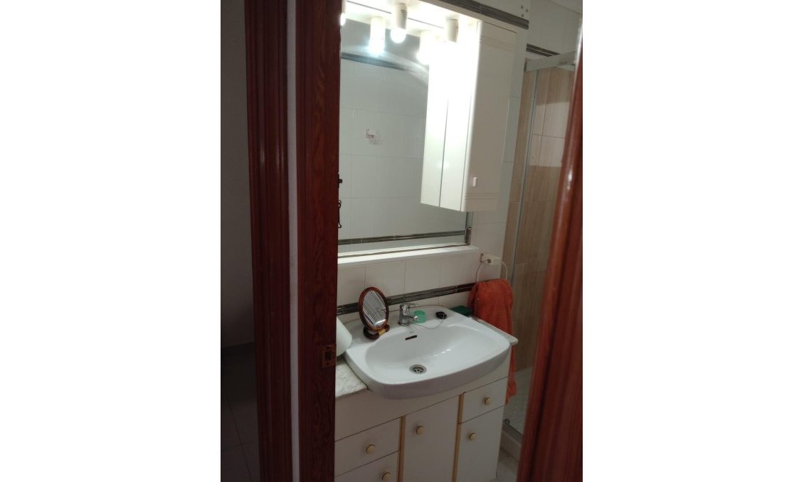 Revânzare - Apartament -
Torrevieja - Playa del Cura