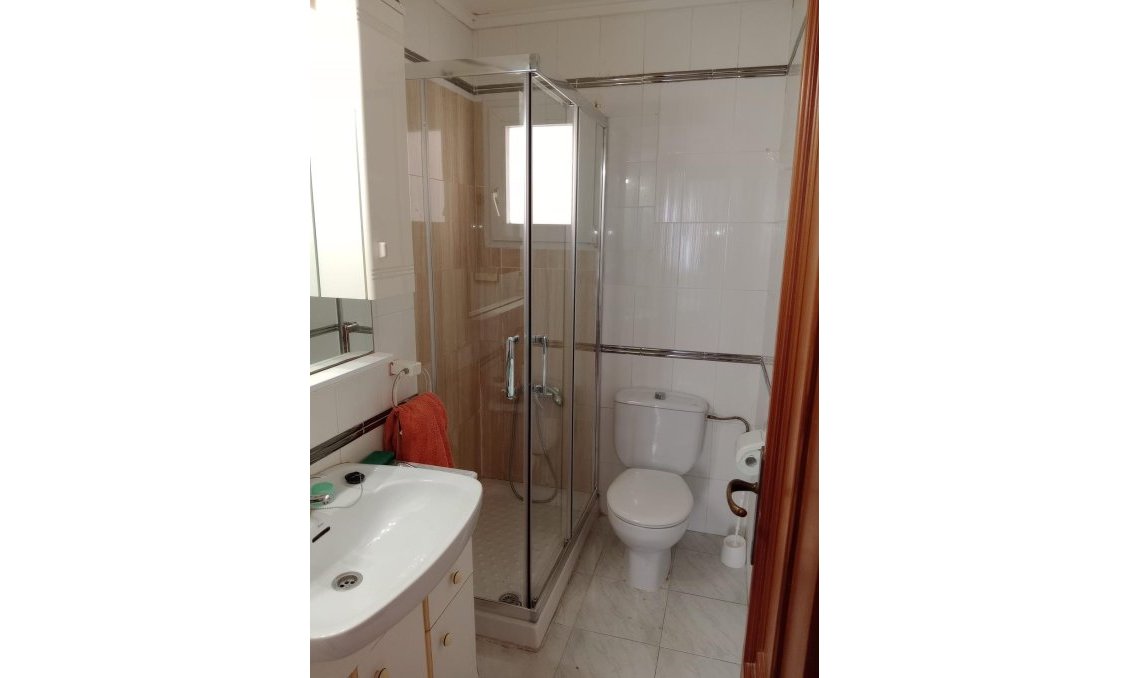 Revânzare - Apartament -
Torrevieja - Playa del Cura