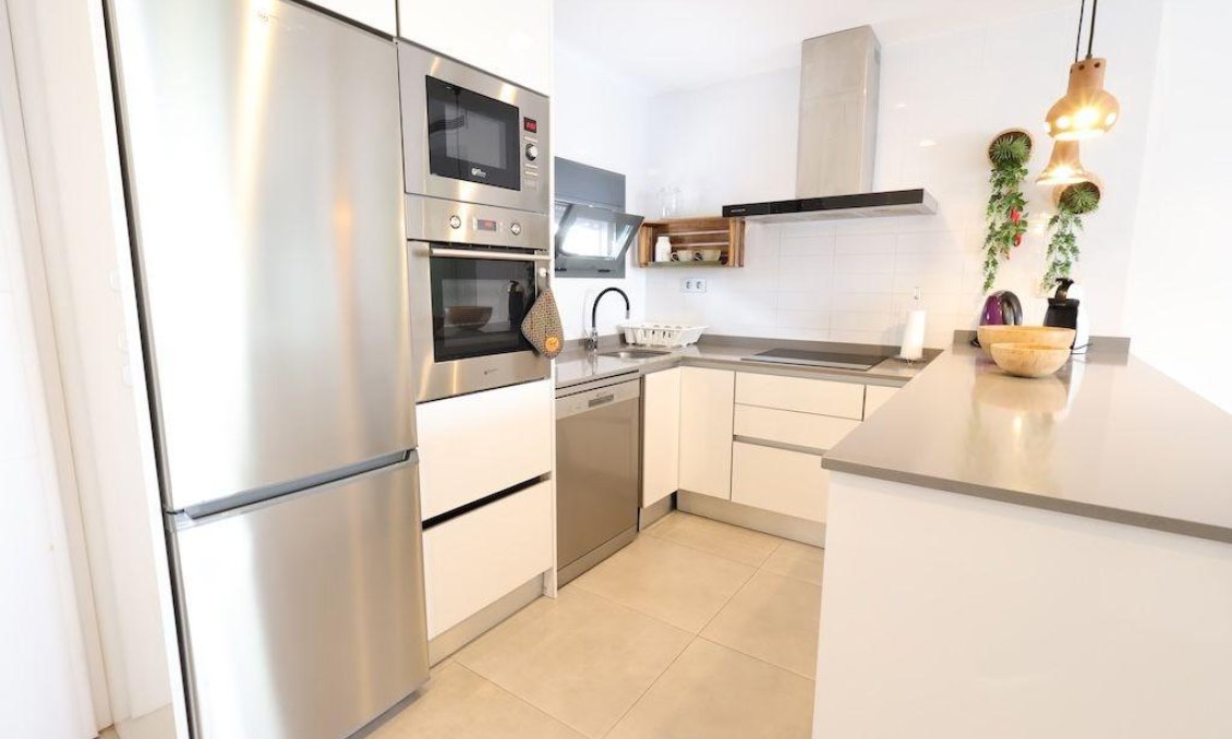 Resale - Bungalow -
Pilar de la Horadada - Costa Blanca