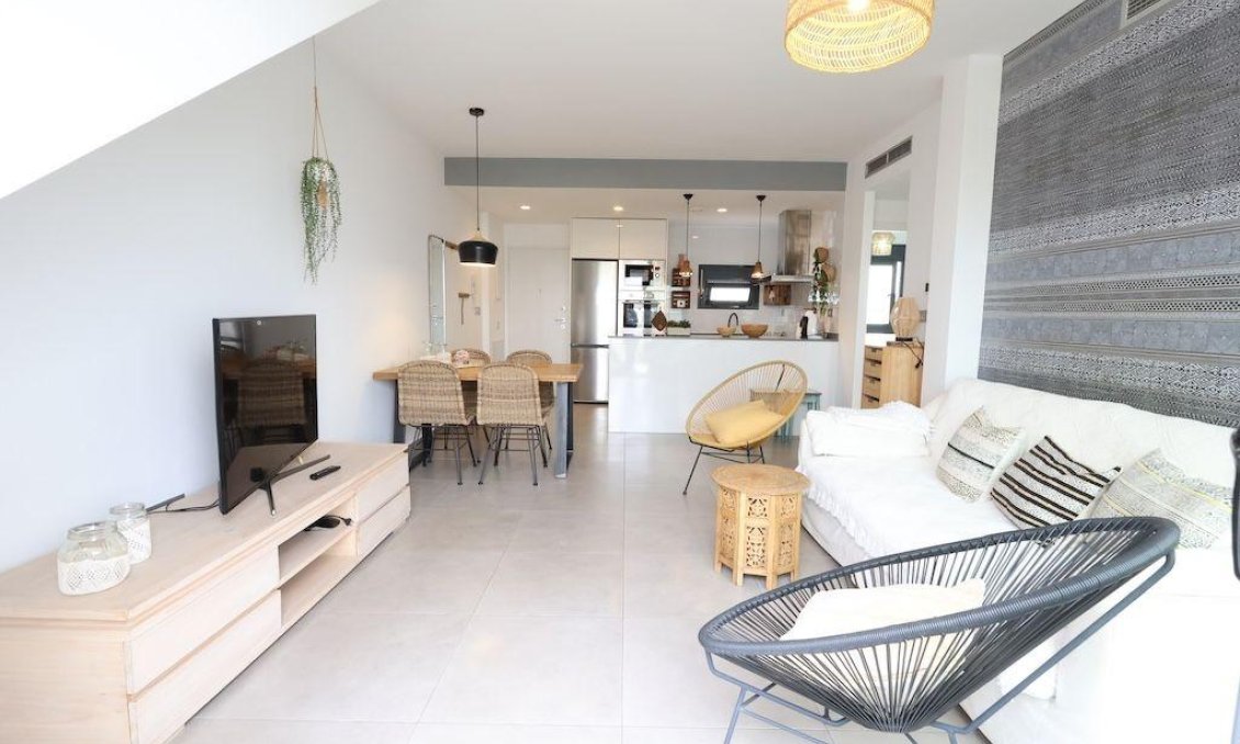 Resale - Bungalow -
Pilar de la Horadada - Costa Blanca