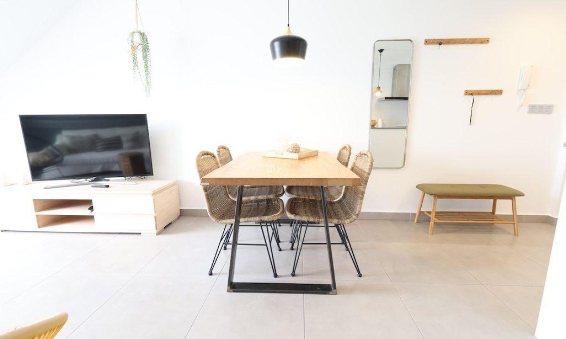 Resale - Bungalow -
Pilar de la Horadada - Costa Blanca