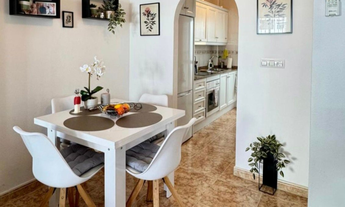 Revânzare - Bungalou -
Orihuela Costa - Costa Blanca