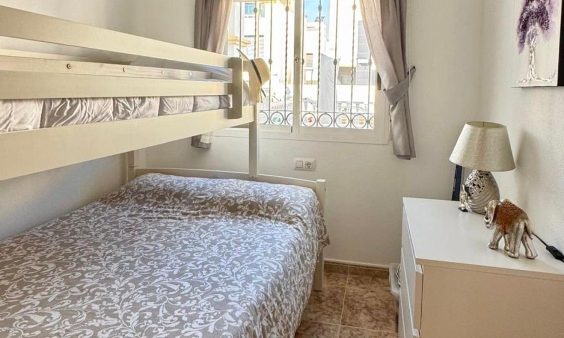 Revânzare - Bungalou -
Orihuela Costa - Costa Blanca