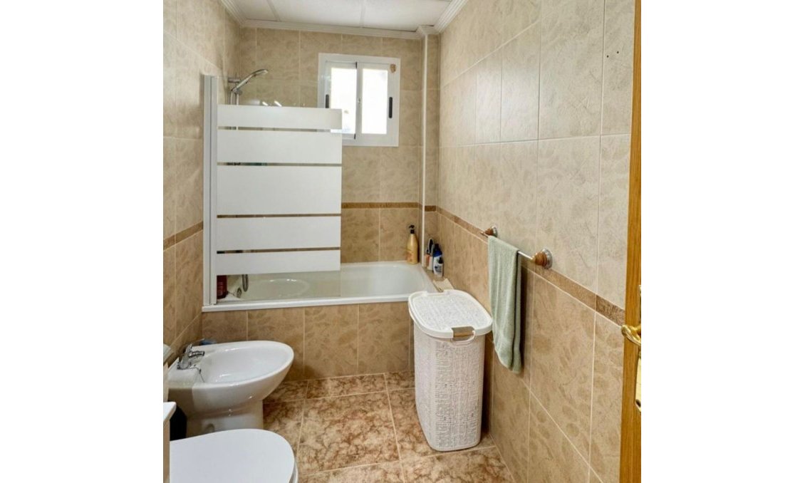 Revânzare - Bungalou -
Orihuela Costa - Costa Blanca