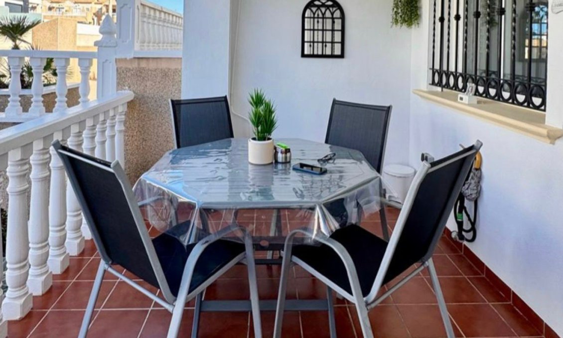 Revânzare - Bungalou -
Orihuela Costa - Costa Blanca