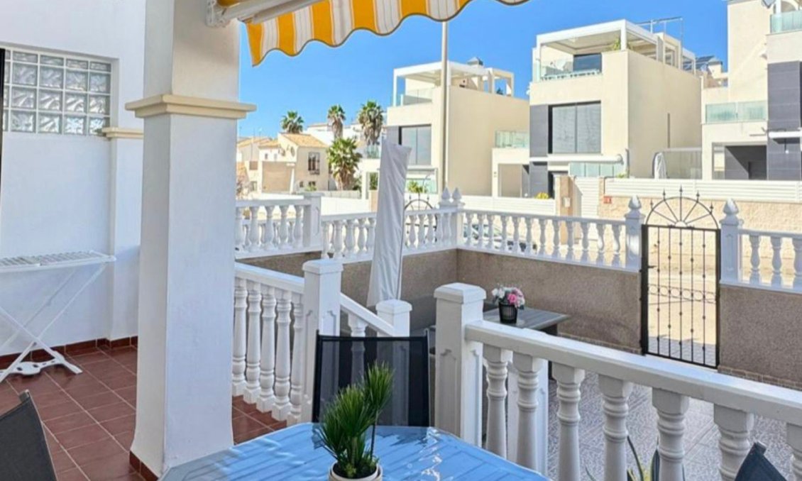 Revânzare - Bungalou -
Orihuela Costa - Costa Blanca