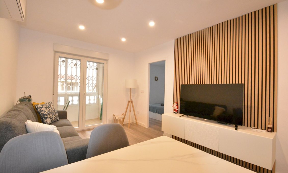 Wiederverkauf - Wohnung -
Torrevieja - Costa Blanca