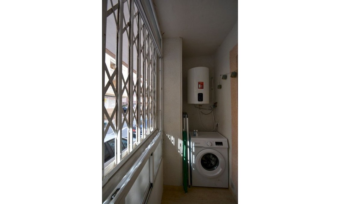 Wiederverkauf - Wohnung -
Torrevieja - Costa Blanca