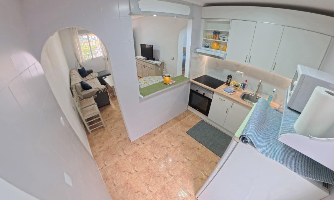 Wiederverkauf - Bungalow -
Torrevieja - El Limonar