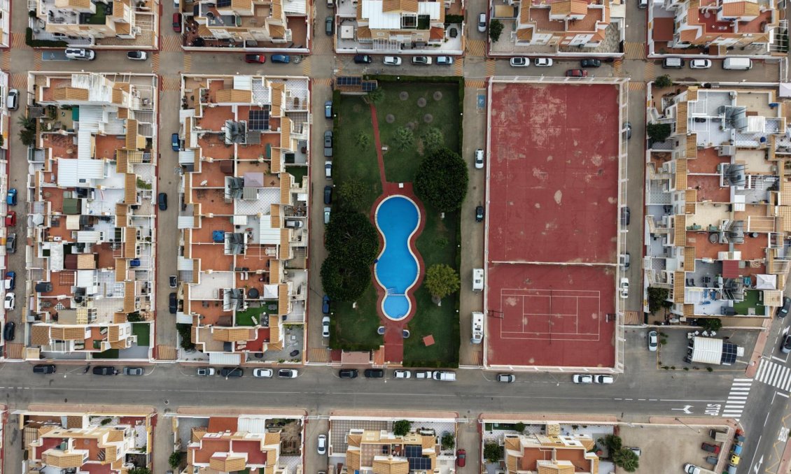 Wiederverkauf - Bungalow -
Torrevieja - El Limonar