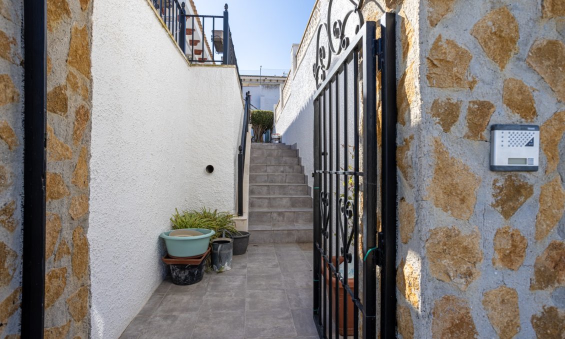 Wiederverkauf - Villa -
Bigastro - Inland