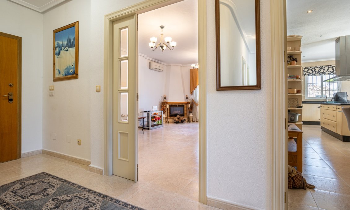 Wiederverkauf - Villa -
Bigastro - Inland