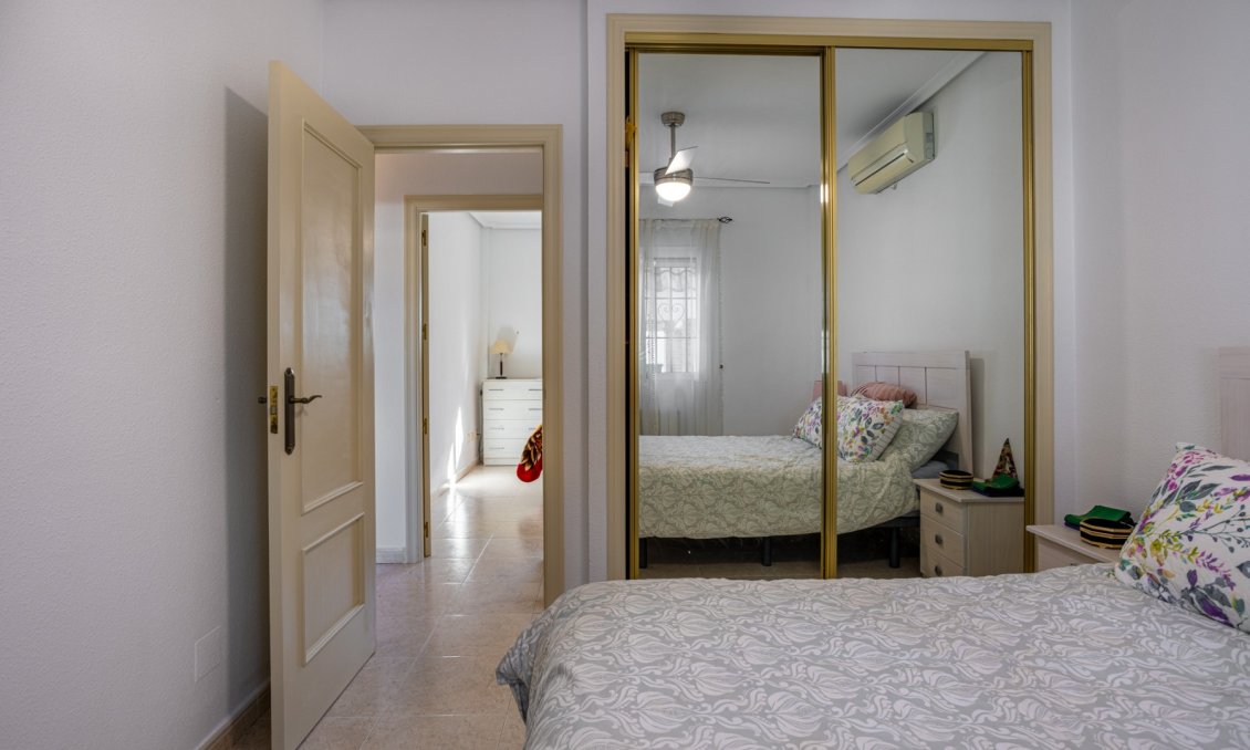 Wiederverkauf - Villa -
Bigastro - Inland