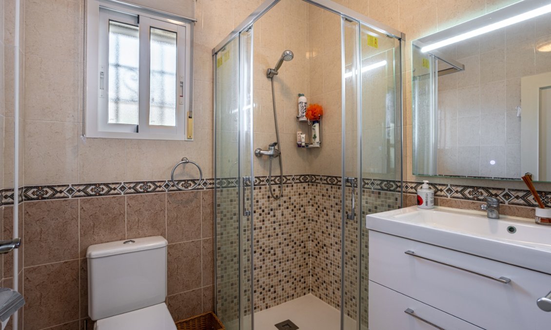 Wiederverkauf - Villa -
Bigastro - Inland