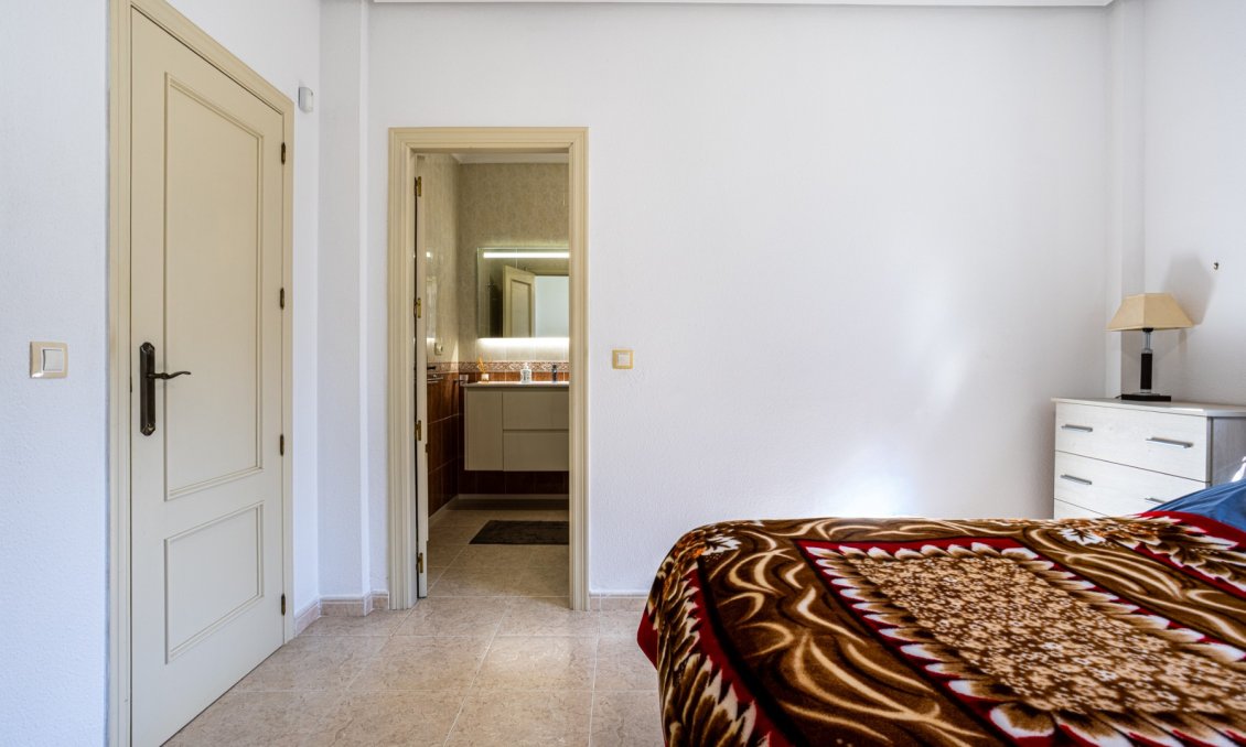 Wiederverkauf - Villa -
Bigastro - Inland