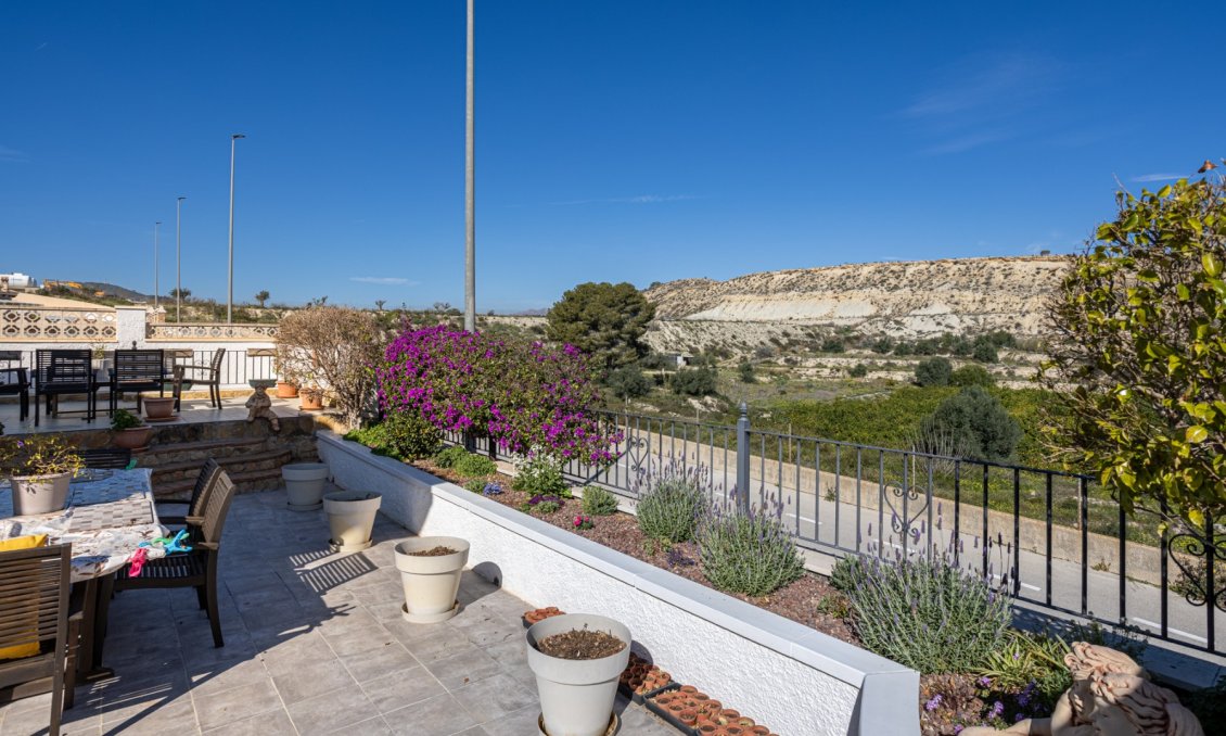 Wiederverkauf - Villa -
Bigastro - Inland