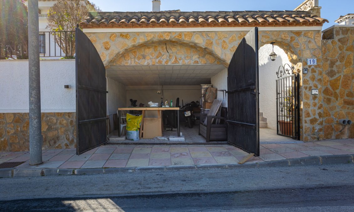 Wiederverkauf - Villa -
Bigastro - Inland