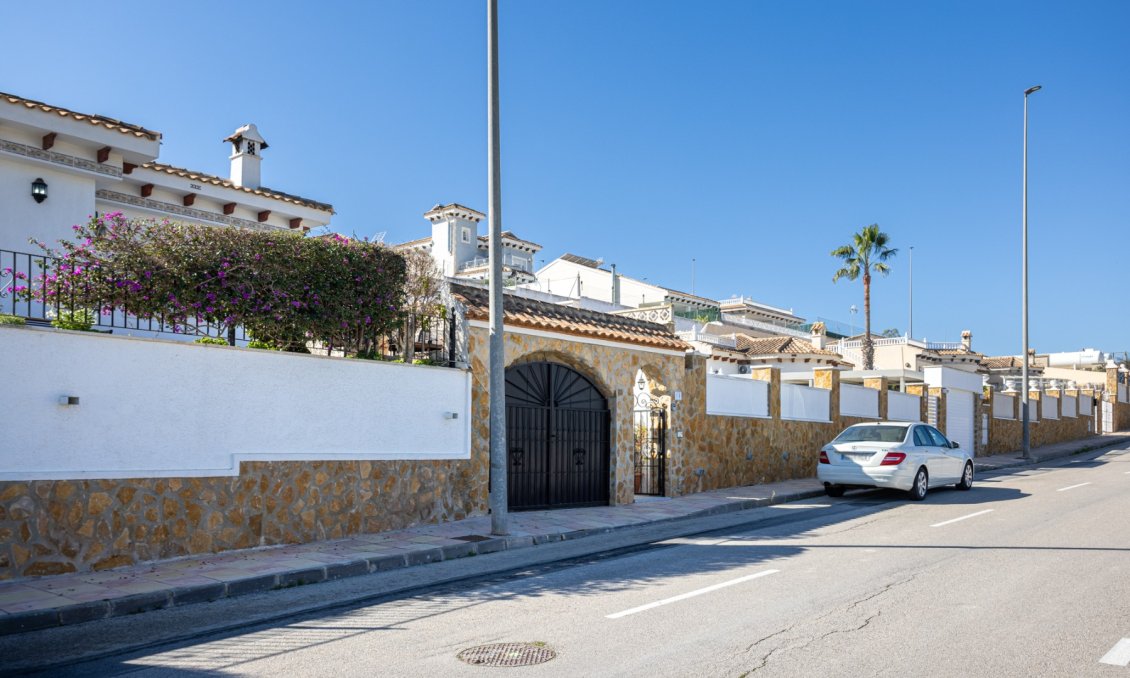 Wiederverkauf - Villa -
Bigastro - Inland