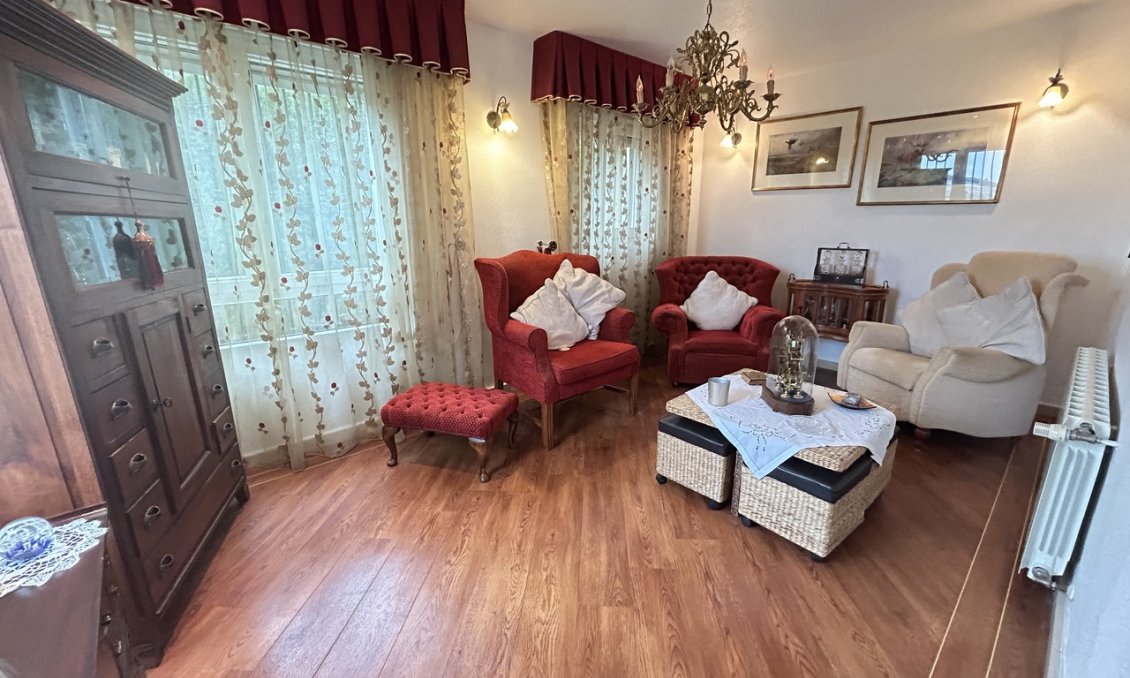 Resale - Villa -
Las Ramblas Golf - Inland