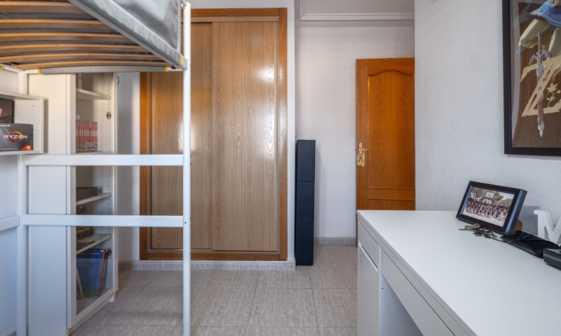 Revente - Villa -
Santa Pola - Costa Blanca