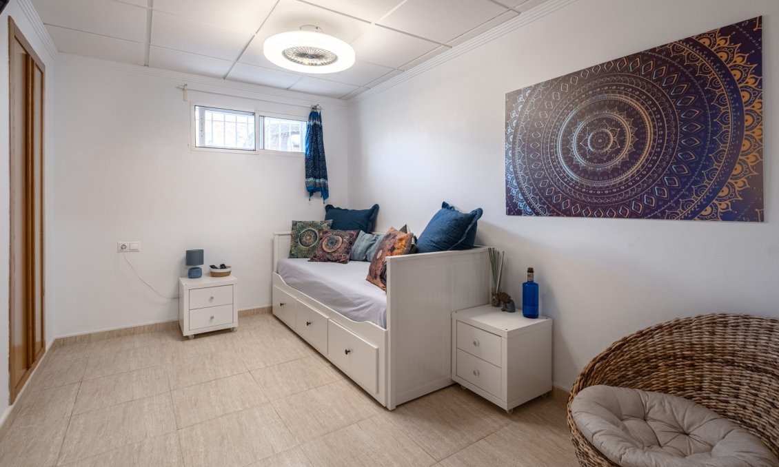 Revente - Villa -
Santa Pola - Costa Blanca