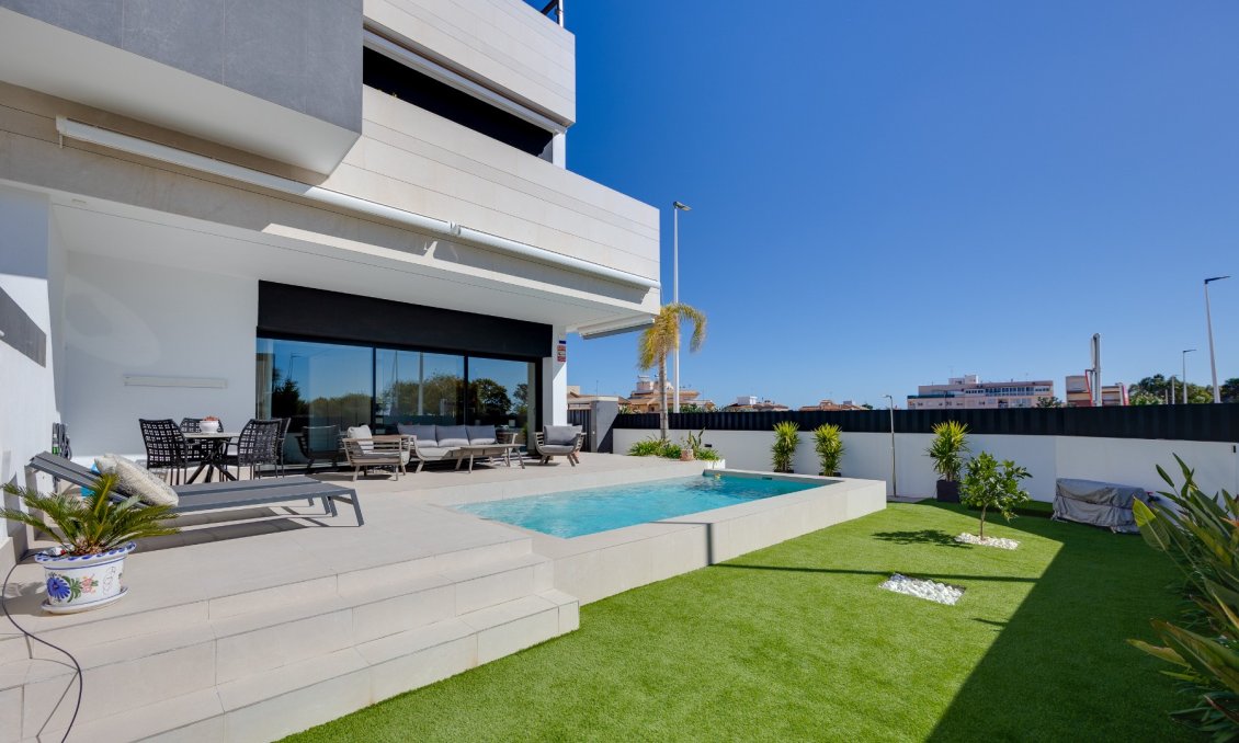 Wiederverkauf - Bungalow -
Pilar de la Horadada - Costa Blanca