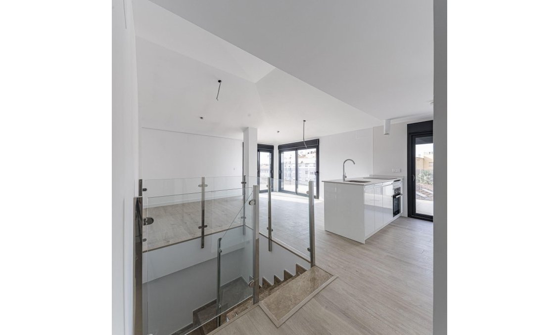 Construcție nouă - Mansardă -
Murcia - Centro