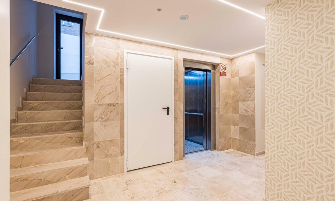 Neue Gebäude - Penthouse -
Murcia - Centro