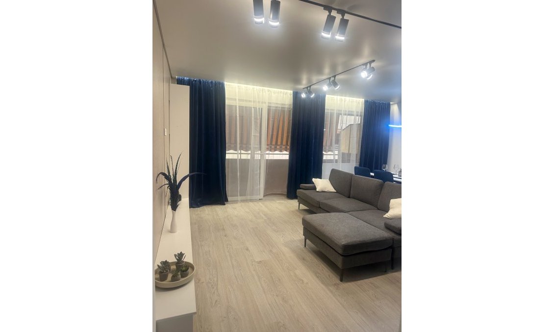 Resale - Apartment -
Torrevieja - Costa Blanca